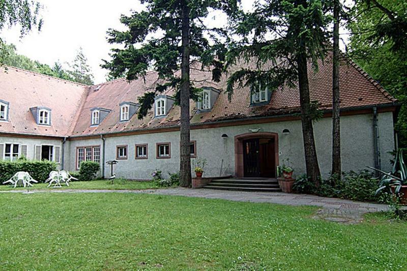 Gaestehaus Der Polizei Berlin Eksteriør billede