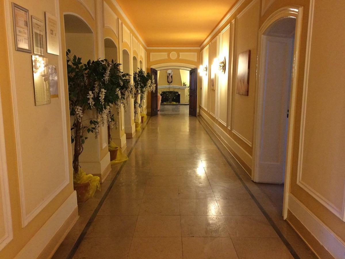 Gaestehaus Der Polizei Berlin Eksteriør billede